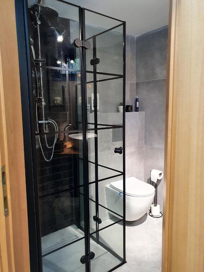 אצל זיו Apartman Ramat Gan Kültér fotó